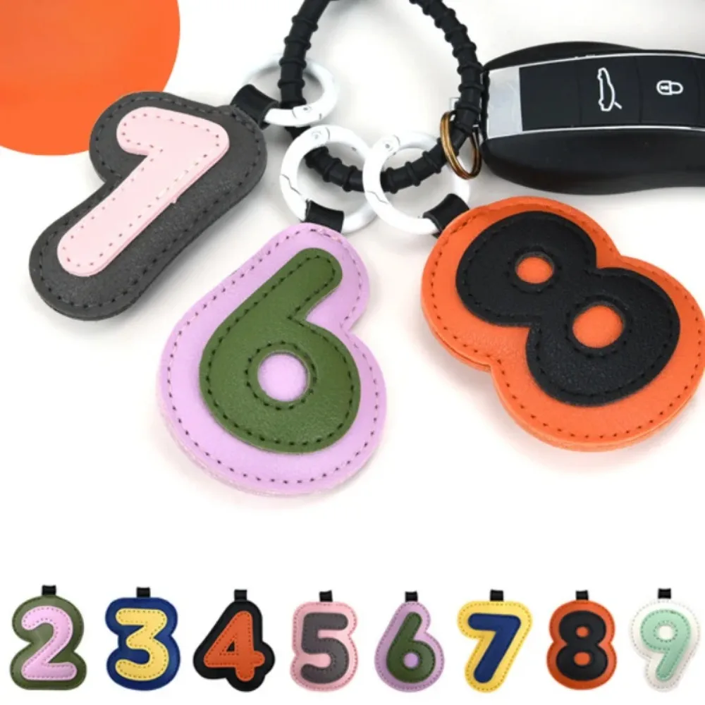 

Lucky Number PU Leather Keychain Pendant Book Bag Car Key Chain Holder Festival Keyring Gift for Men and Women Couple