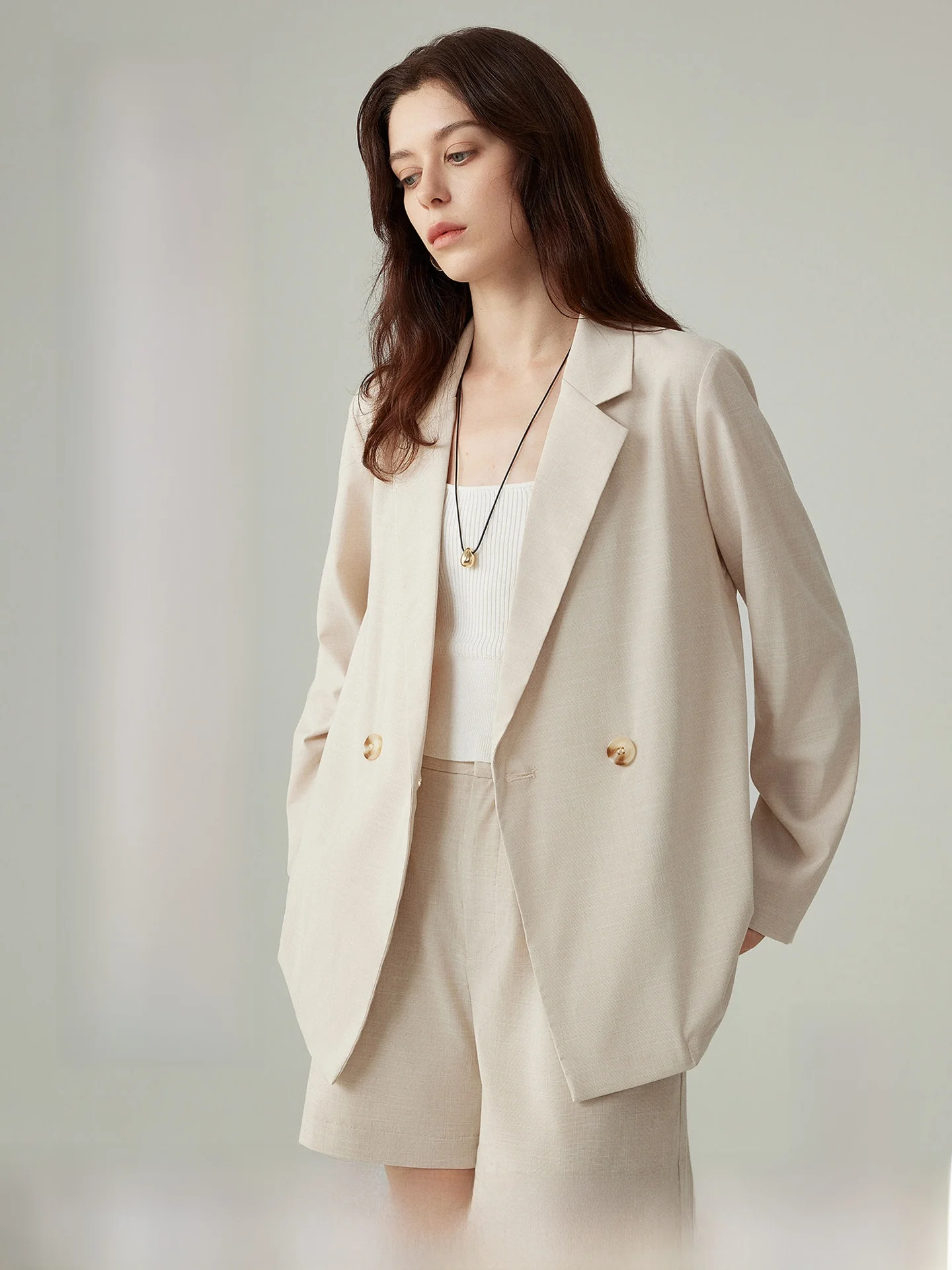 Yake Home Light Color Thin Suit Jacket Women's Casual Commute Style Sunscreen Spring Design Casual Fashion Outerwear