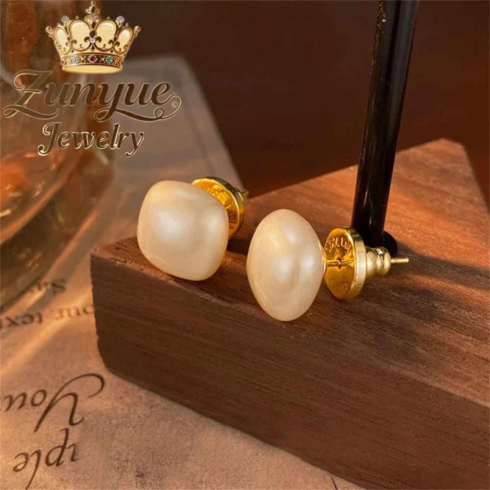 

S925 Silver Small Cube Sugar Pearl Stud Earrings For Women, Fashionable, Elegant And High-End Style Fashion Jewelry Exquisite