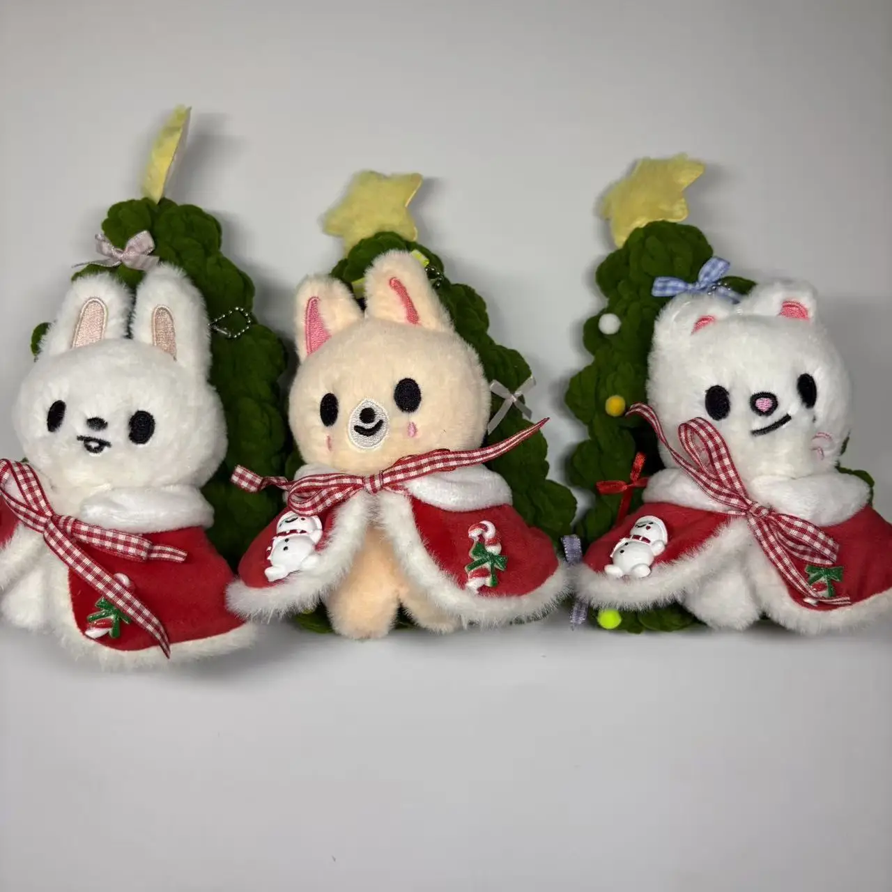 جديد SKZOO الضالة الاطفال المفاتيح SKZ الكرتون أفخم الأحمر ثلج عباءة لطيف الحيوان المفاتيح زوجين المفاتيح الكبار لعبة مروحة هدية