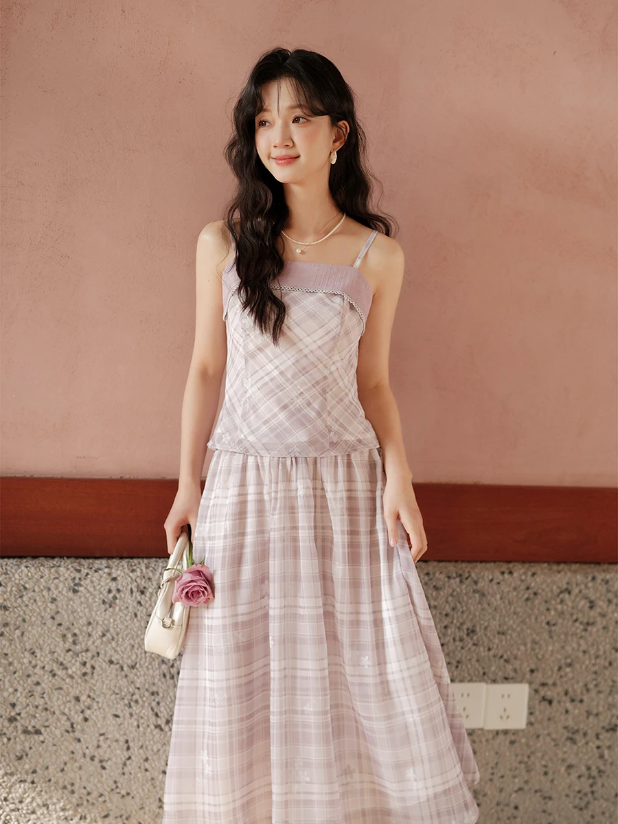 

Retro Plaid Halter Skirt Set Women's Spring Outfit Two-Piece Set Breathable Polyester Fiber Casual Fashion Ensemble