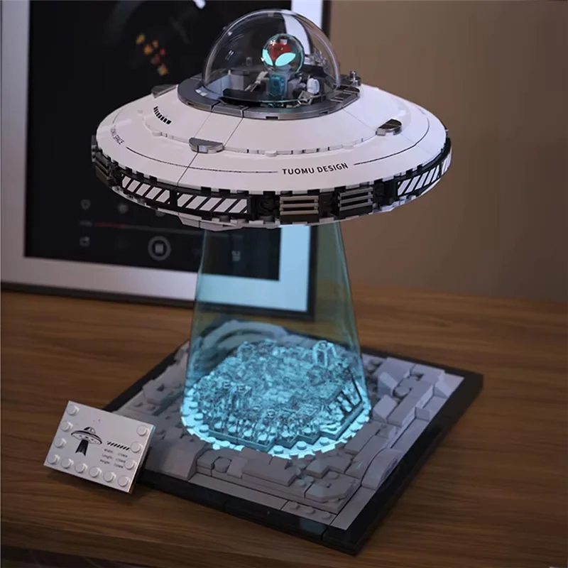 UFO Veicolo spaziale Building Block Nave Puzzle Assemblaggio Modello di ornamento scientifico aerospaziale
