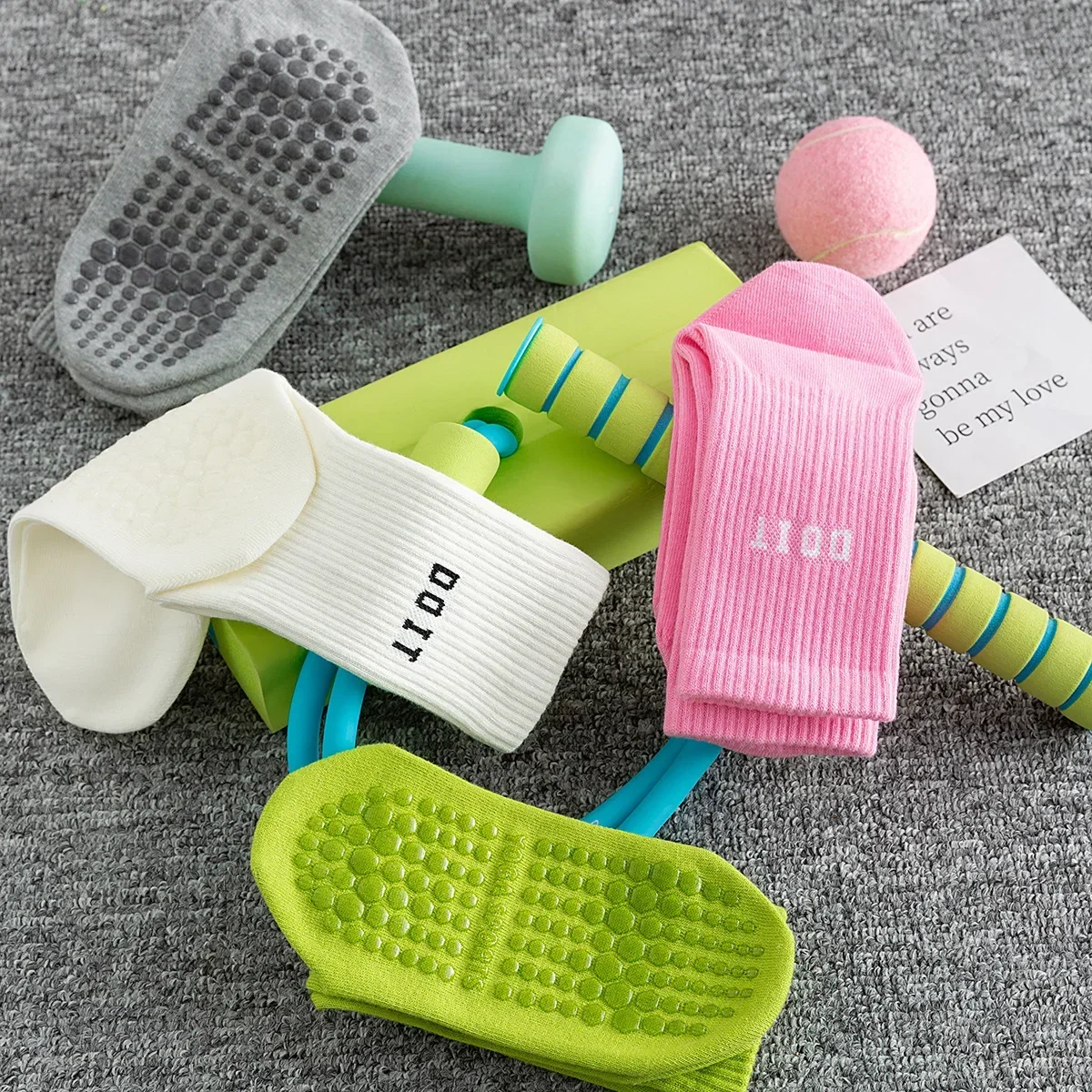 

Хлопковые дышащие средние носки для йоги, однотонные полосатые противоскользящие спортивные носки, носки для пилатеса, танцевальные, фитнес-тренировочные чулки Носки