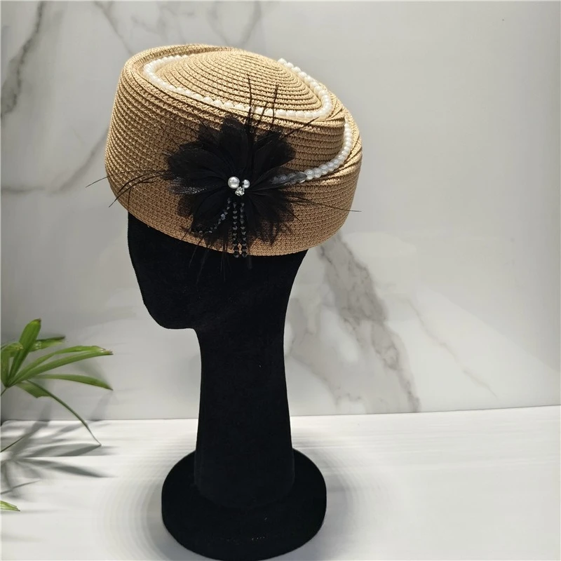 Exquisite Fashion Summer Breathable Pearl Crystal Lace Flower Decoration Paper Grass Lady Beret Hat Women Leisure Painter Cap