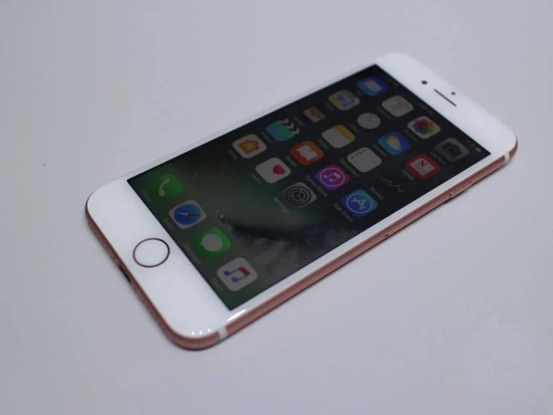 98% جديد وأصلي Apple iPhone 7 32GB 128GB 256GB ROM 4G LTE هاتف محمول غير مقفول 4.7 بوصة معرف بصمة اللمس هاتف ذكي مستعمل