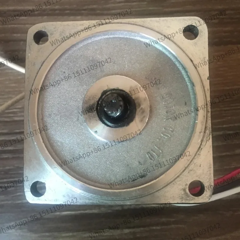 YN70 yn70-20 3 lines Constant speed LINIX  motor yn70-15 new original  yn70-25    Voltage 220v