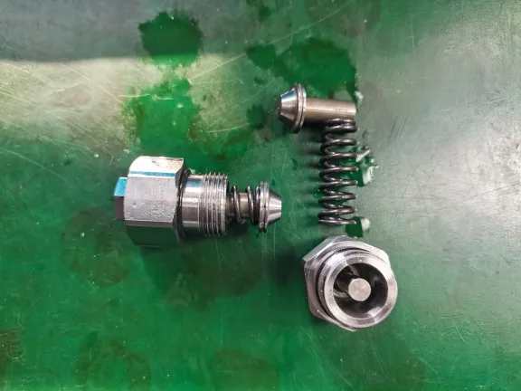 

Hydraulic Pump, Oil Replenishment Constant Pressure Valve, Screw Teeth M22X1.5.