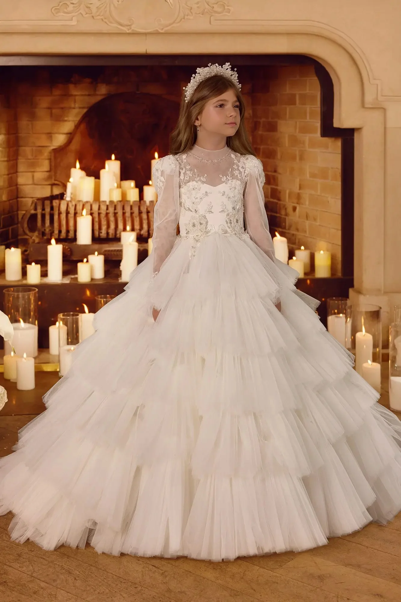 Witte bloemenmeisjesjurken met lange mouwen voor bruiloft Hoge hals Kanten gezwollen rokken Verjaardagsfeestje Jurken Eerste communiejurk
