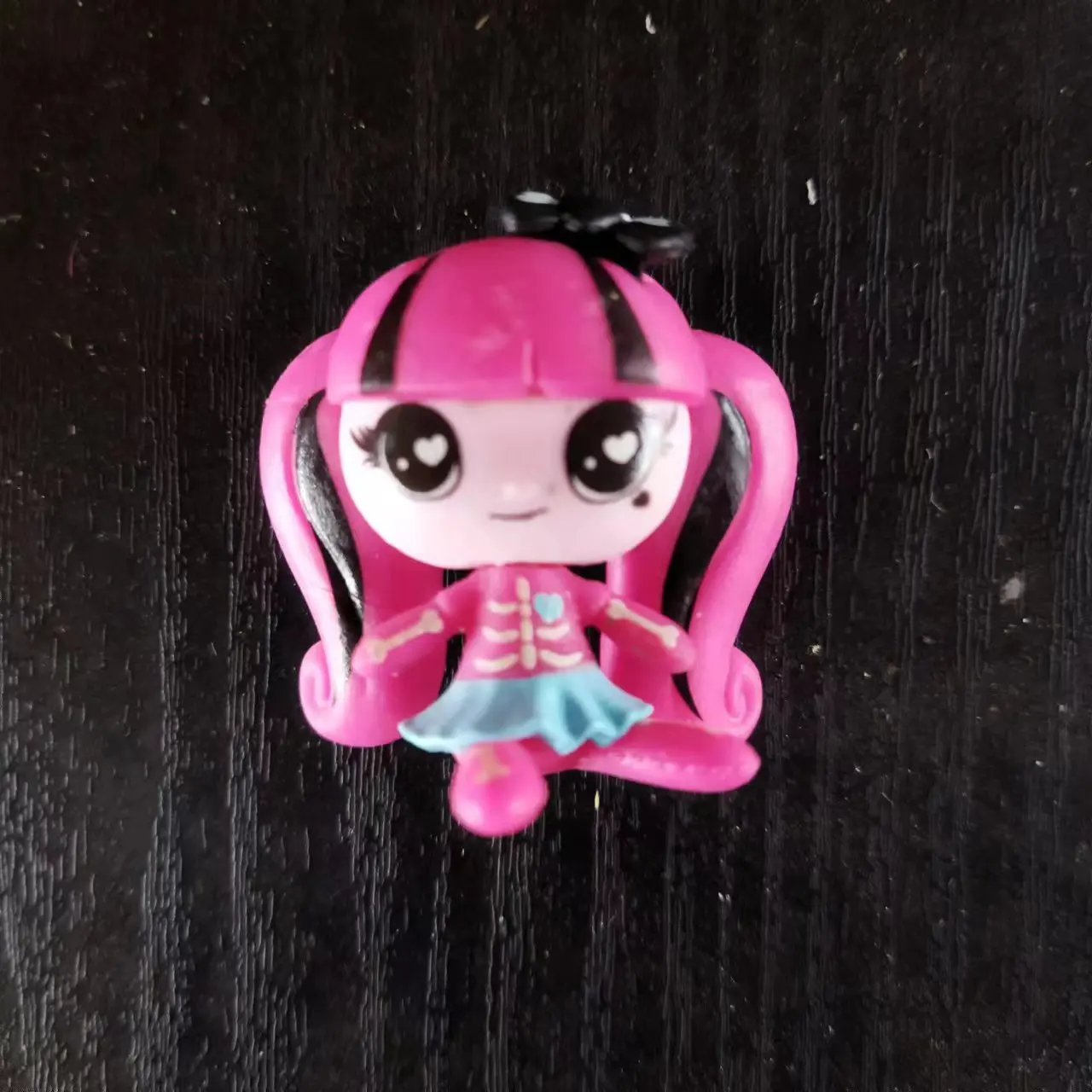 1 قطعة الأصلي الوحش عالية Minis أنيمي عمل أرقام دمية 3-4 سنتيمتر نموذج محدود جمع لعبة أطفال بنات أفضل عيد الميلاد هدية عيد الميلاد