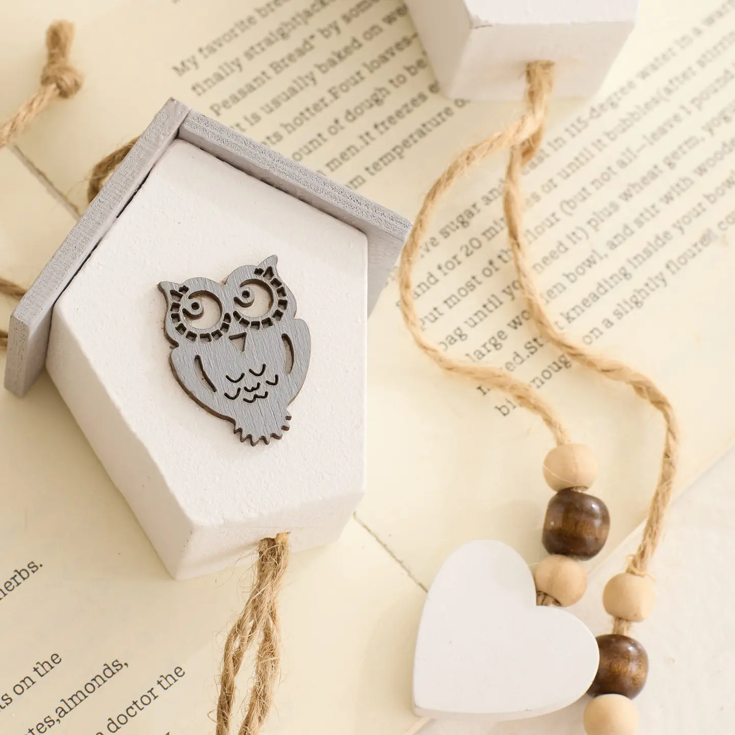 Cross border Christmas tree decorations, hanging decorations, decorating small houses, wooden birds, owls view 4
