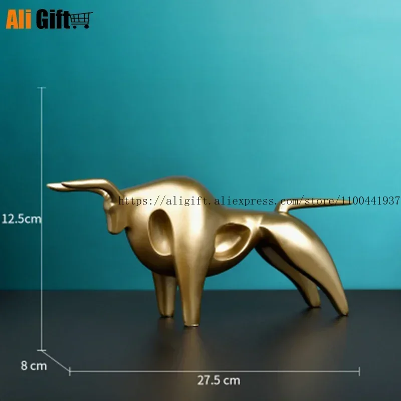 Golden Bull Cattle Resin Decoration Modern Abstract Geometric Taurus Sculpture Home Accessories Gift Statue