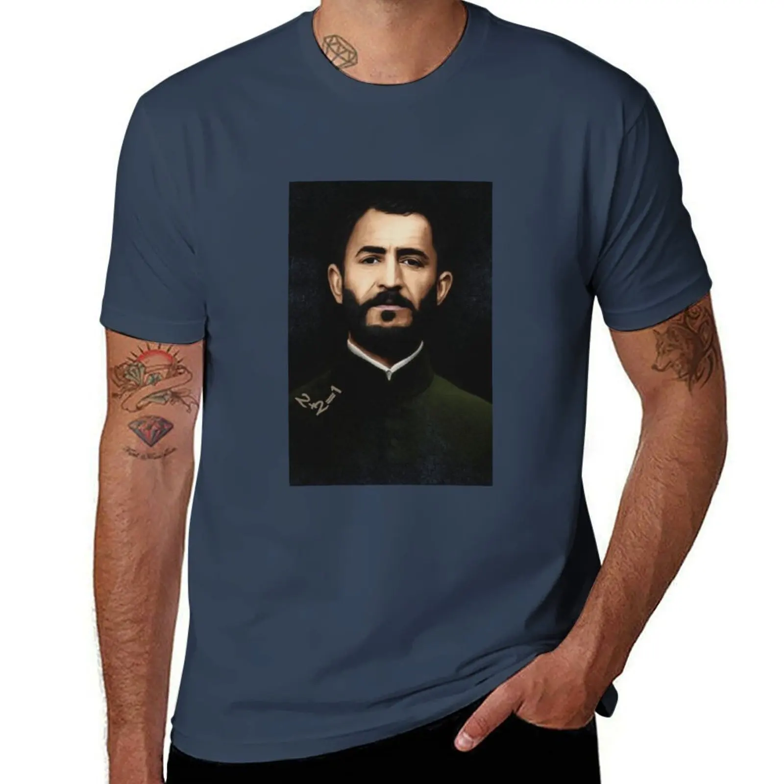 

Футболка Muhammad Qazi с коротким рукавом ко Дню независимости