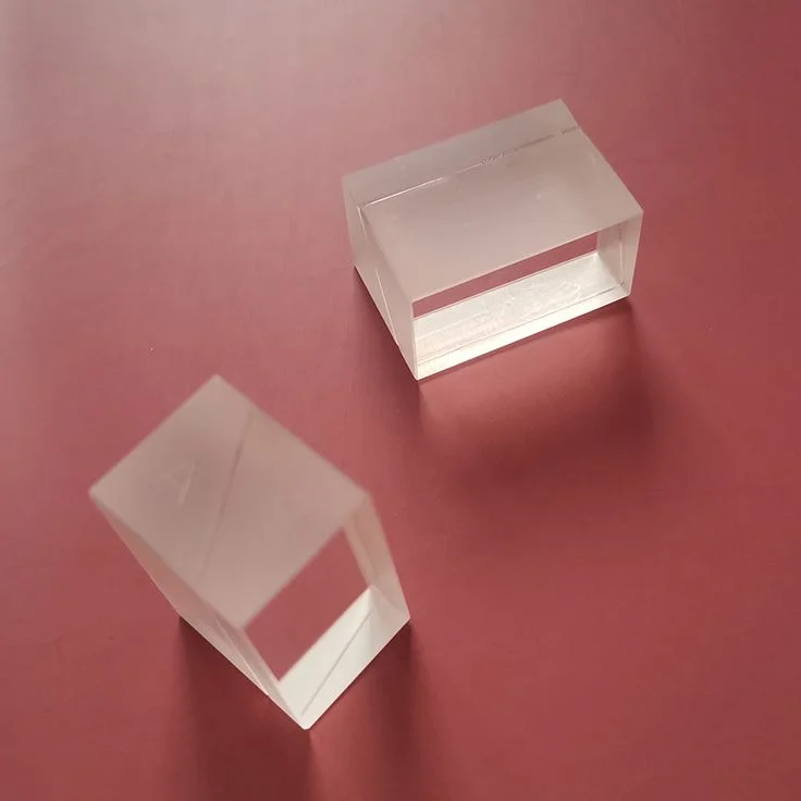 Custom High Precision and Flatness Wollaston Prisms with Calcite