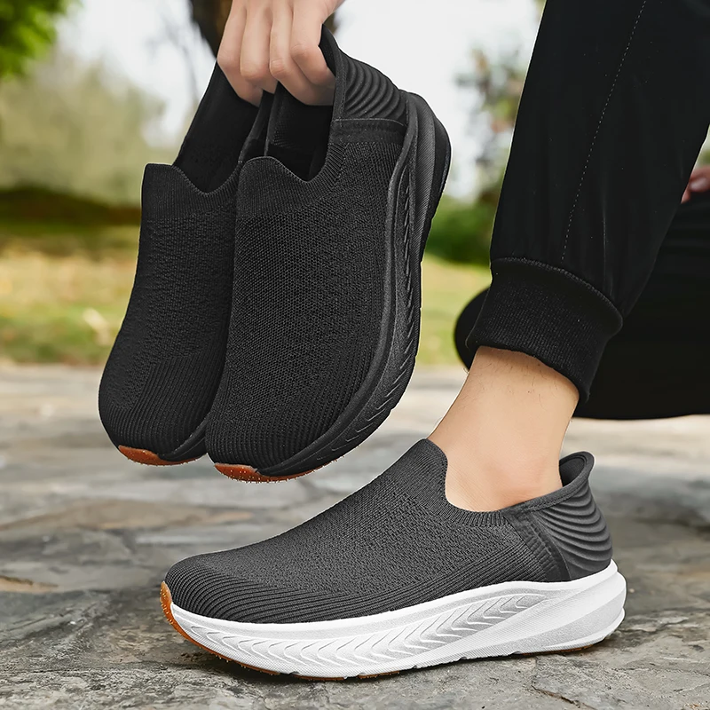 Hot Selling Summer New Comfortable And Breathable Men'S Barefoot Shoes Daily Outdoor Sports Shoes Fly Woven Mesh Casual Shoes