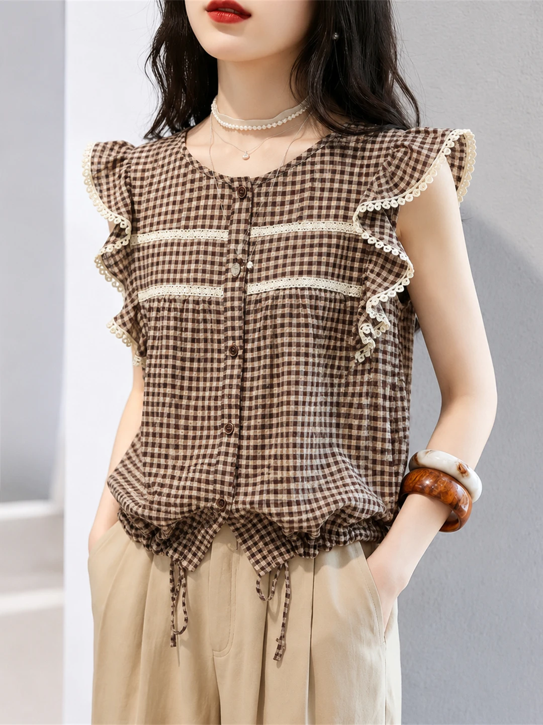 

Artistic Style Vintage Plaid Shirt Commute Single Button Top Summer High-End Feeling Blouse Korean Version Straight Cut