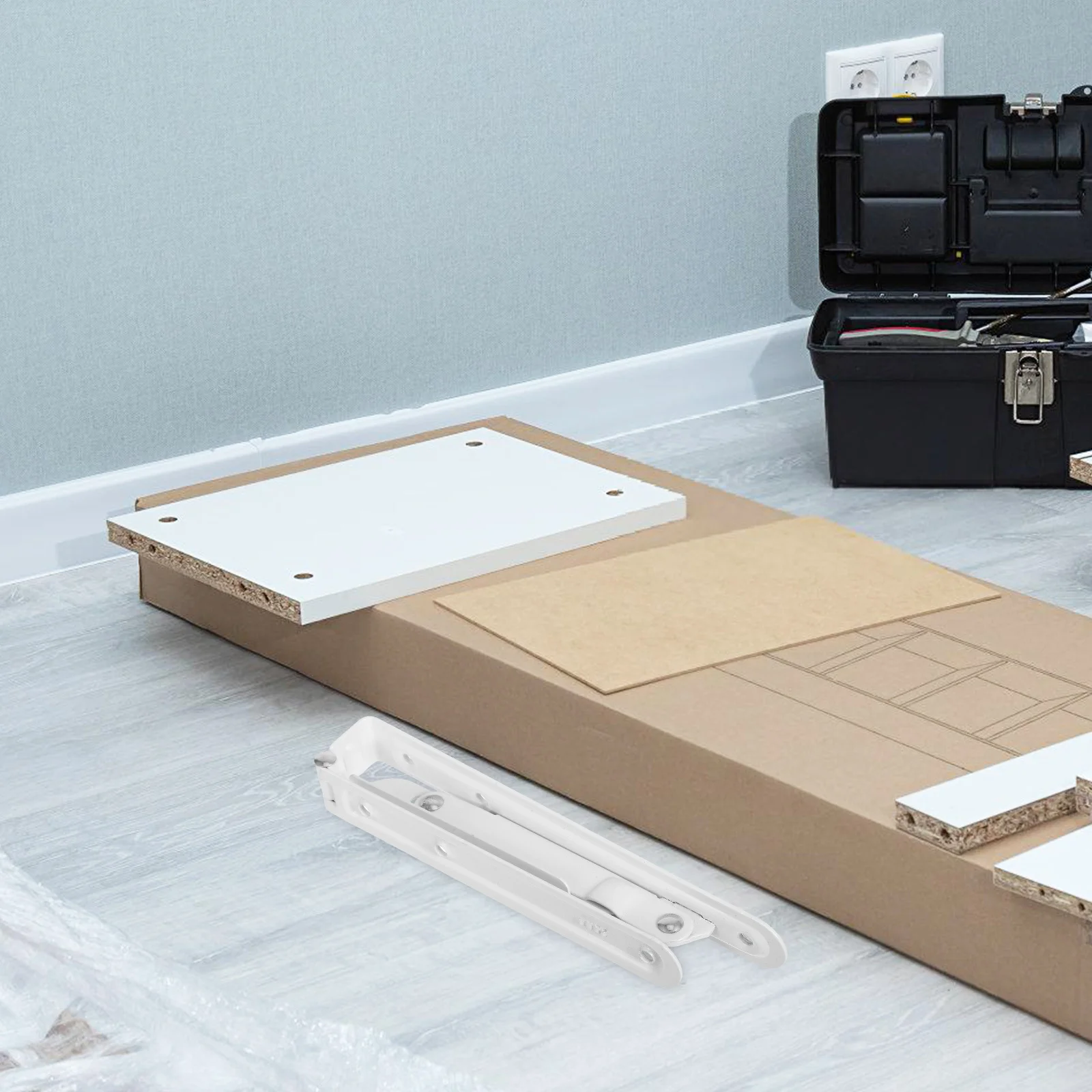 

2Pcs Folding Triangle Bracket Iron Decorative Metal Support for DIY Wall Shelf Kitchen Pantry Display Home Office Garden Ornate