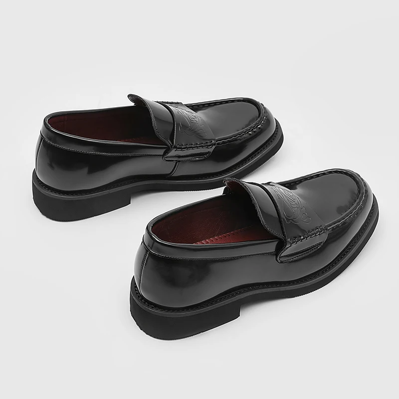 

Summer New Men Loafers Embossed Height Increasing Retro Breathable Business Formal Driving Casual Lazy Shoes