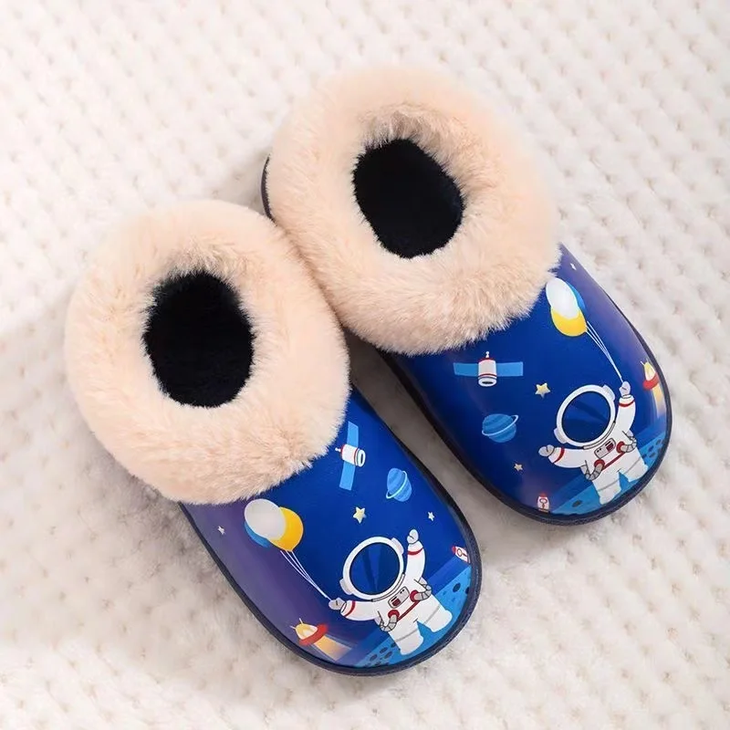 

Настоящие фотографии, Детские хлопковые тапочки из ПУ, водонепроницаемая зимняя детская Милая домашняя обувь для девочек, детские Мультяшные теплые домашние тапочки принцессы