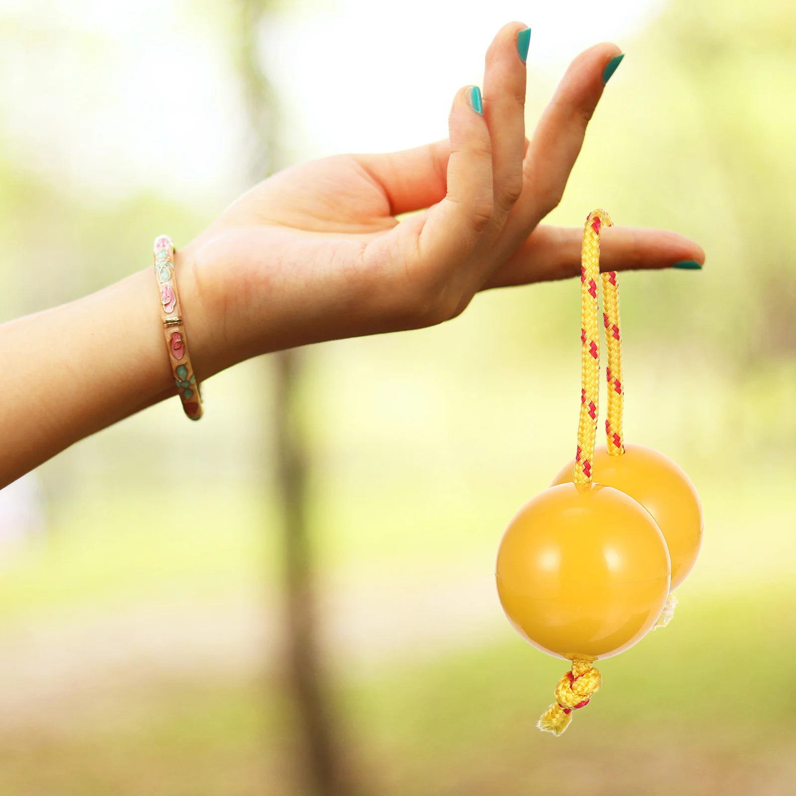 Huevo de arena para niños, instrumento agitador Musical de percusión para coordinación mano-ojo, juguete educativo de ritmo, sonido nítido