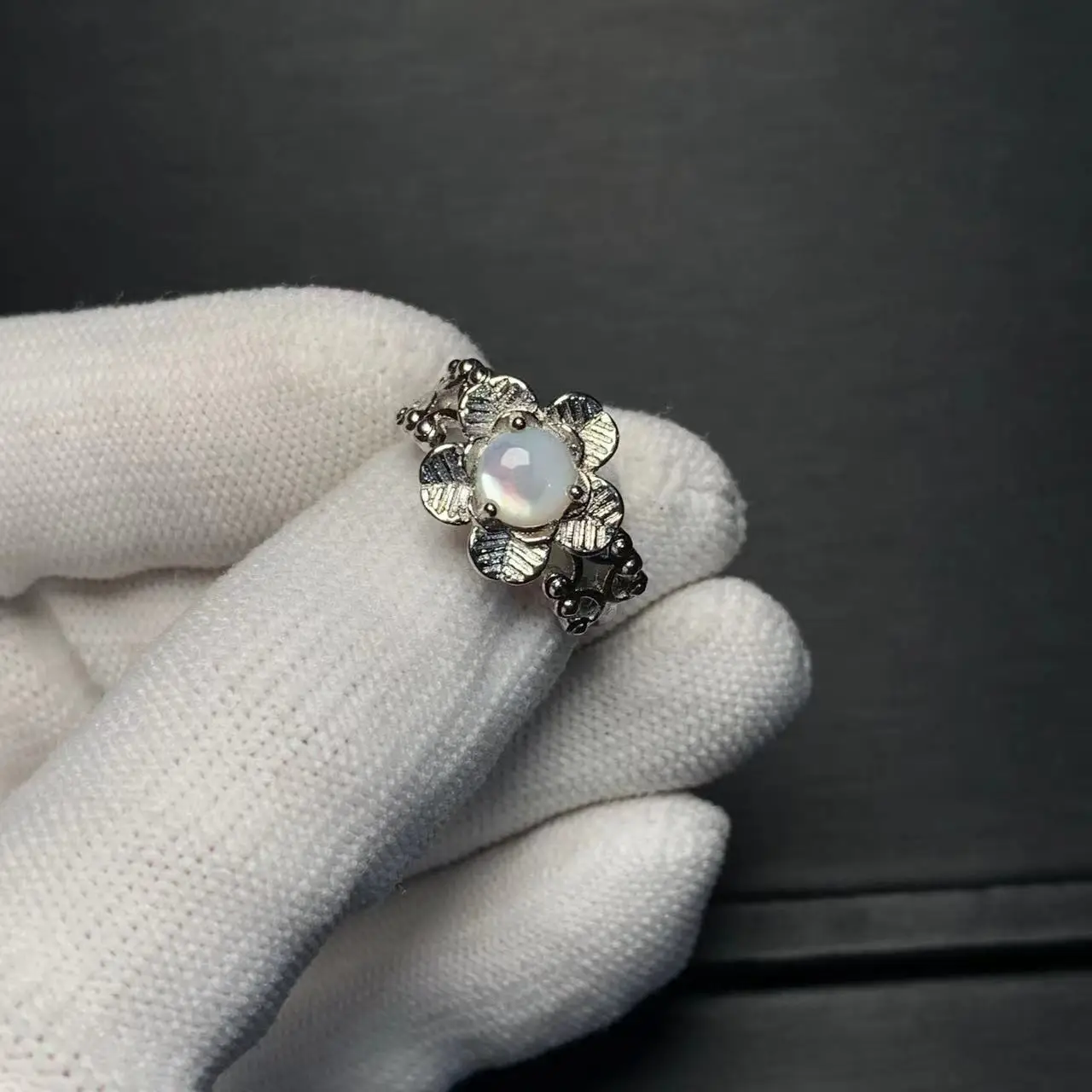 

Vintage Natural White shell Ring Stone Female Handmade Rings Jewelry for Women Gift Flower