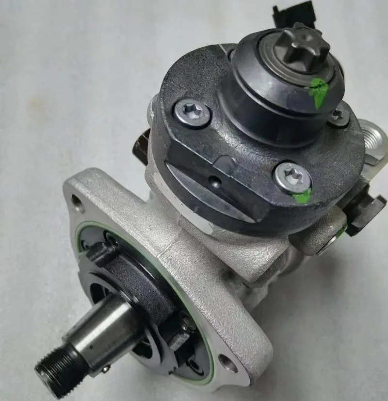 0445025413 1111010-E20-0000 fuel pump for Xichai engine European truck