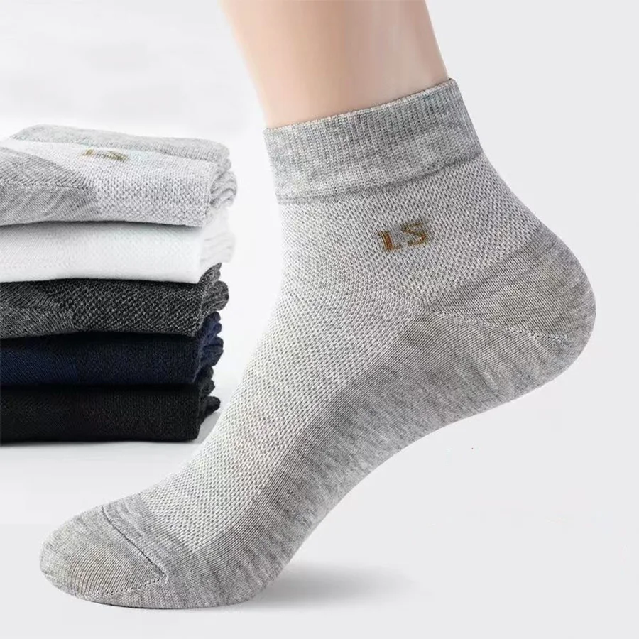 Men's Socks Breathable Mid Tube Thin Moisture Absorbing Sweat Wicking Socks Anti Odor Short Socks