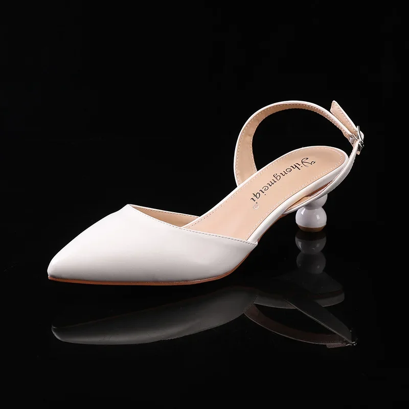 New nude shoes, white slim heel pointed sandals, hollow sandals, foreign trade plus size pointed shoes, wedding shoes