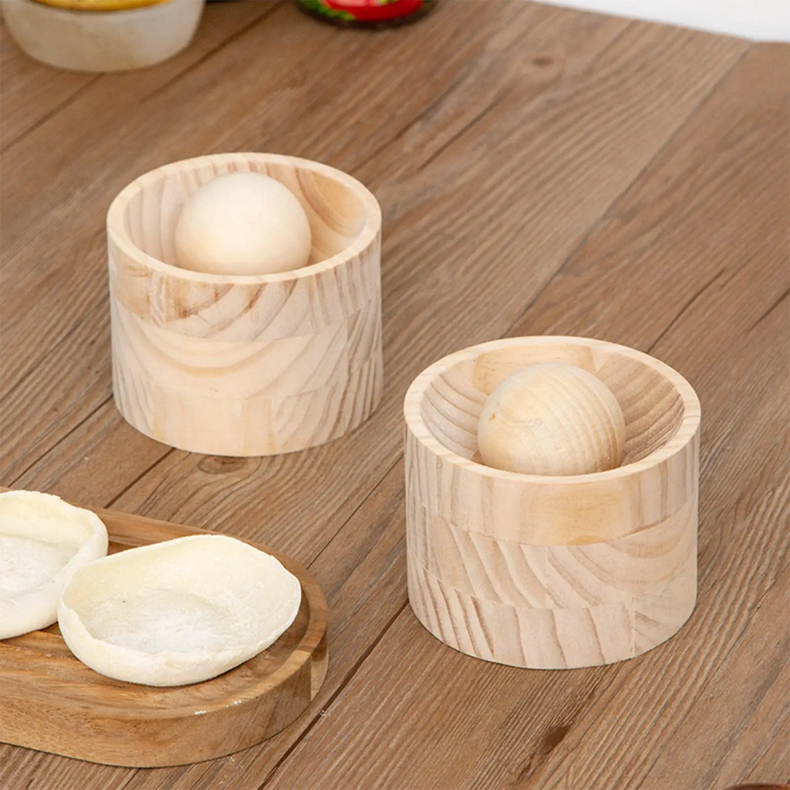 Wood Dumpling Maker Press Tool Wood Mold and Ball Manual Dough Skin Presser Hand Pie Rolling Tool Reusable Round Ravioli Maker