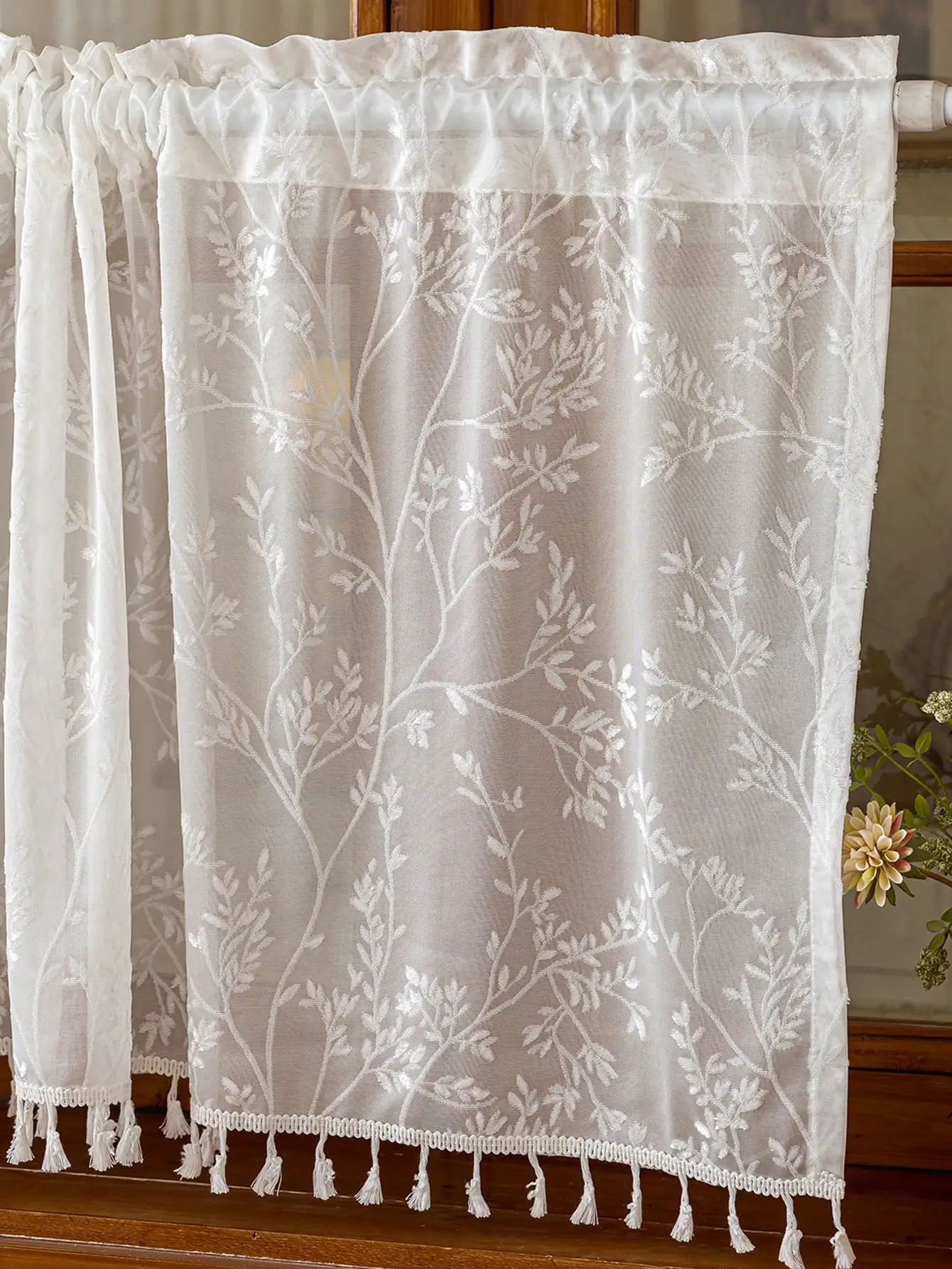 1Pc Pure White Mirror Surface Embossed Branch Pattern Small Curtain Single Piece Decorative Window Treatment