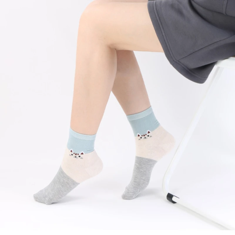 Women's Socks Autumn Winter New Soft Silk Sock Korean Leisure Socs Short Tube Kitten Japanese Women's Socks