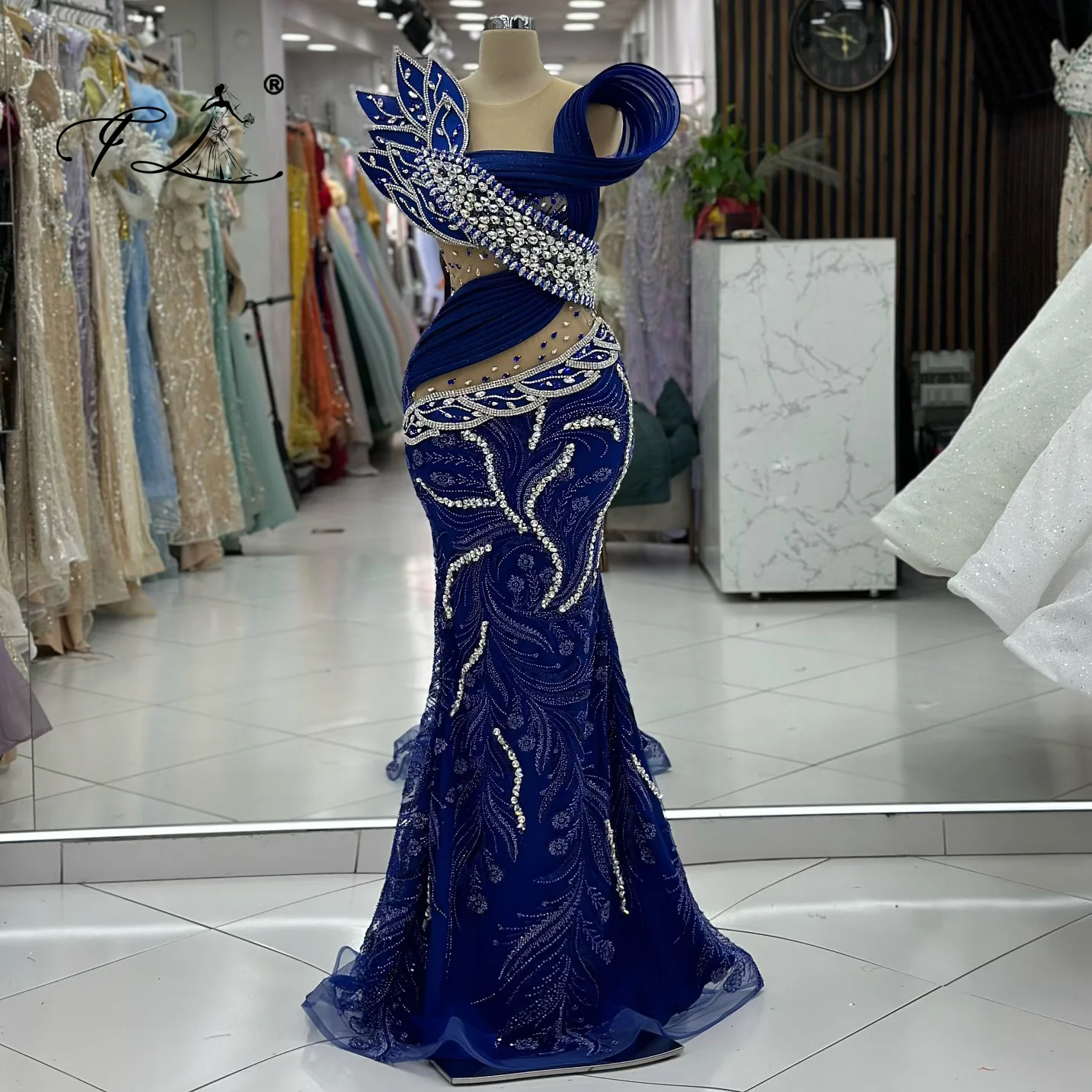 Vestidos de celebridades com glitter para mulheres, brilhante, embelezado, strass, gola redonda, miçangas, sem mangas, maxi vestido de noite de baile