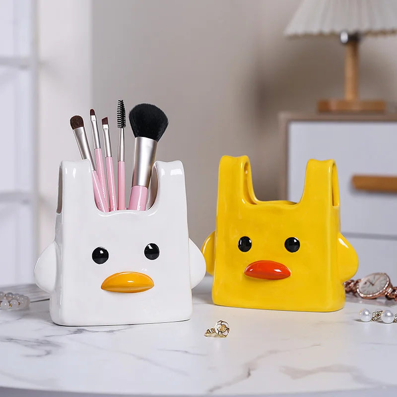Cute Duck Bags Pencil Holder Large Capacity Makeup Brush Organizer Student Dormitory Desktop Cosmetic Shelf