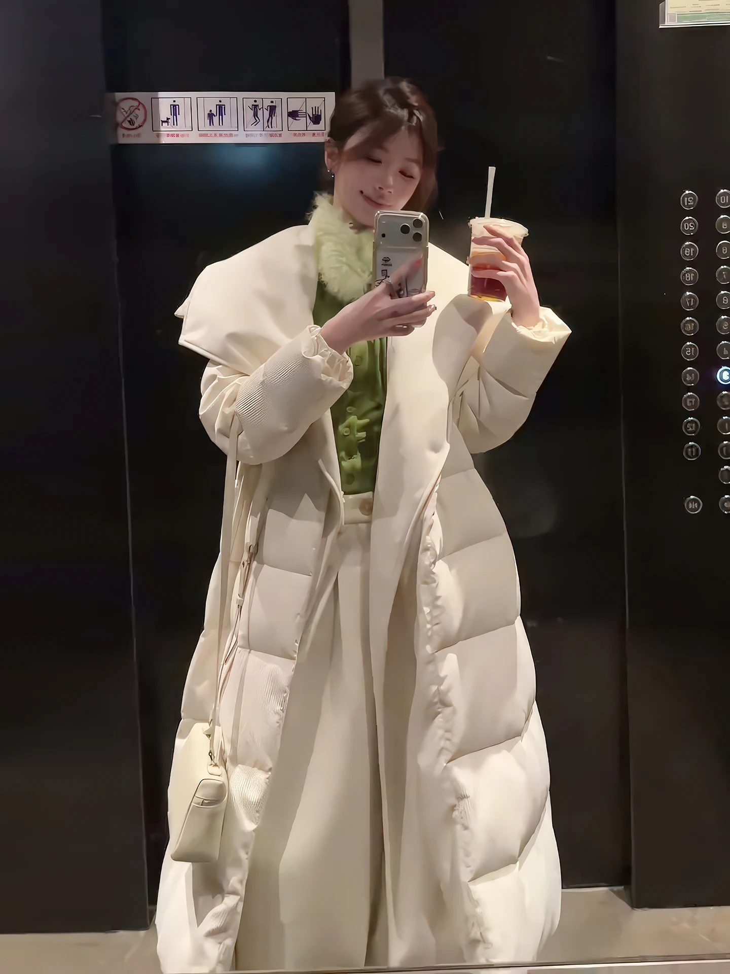 

Unique Cloud Puff Thiened Winter down Jaet Women's Mid-Length Hooded Warm Outerwear Korean Sle Loose Fit White Du down