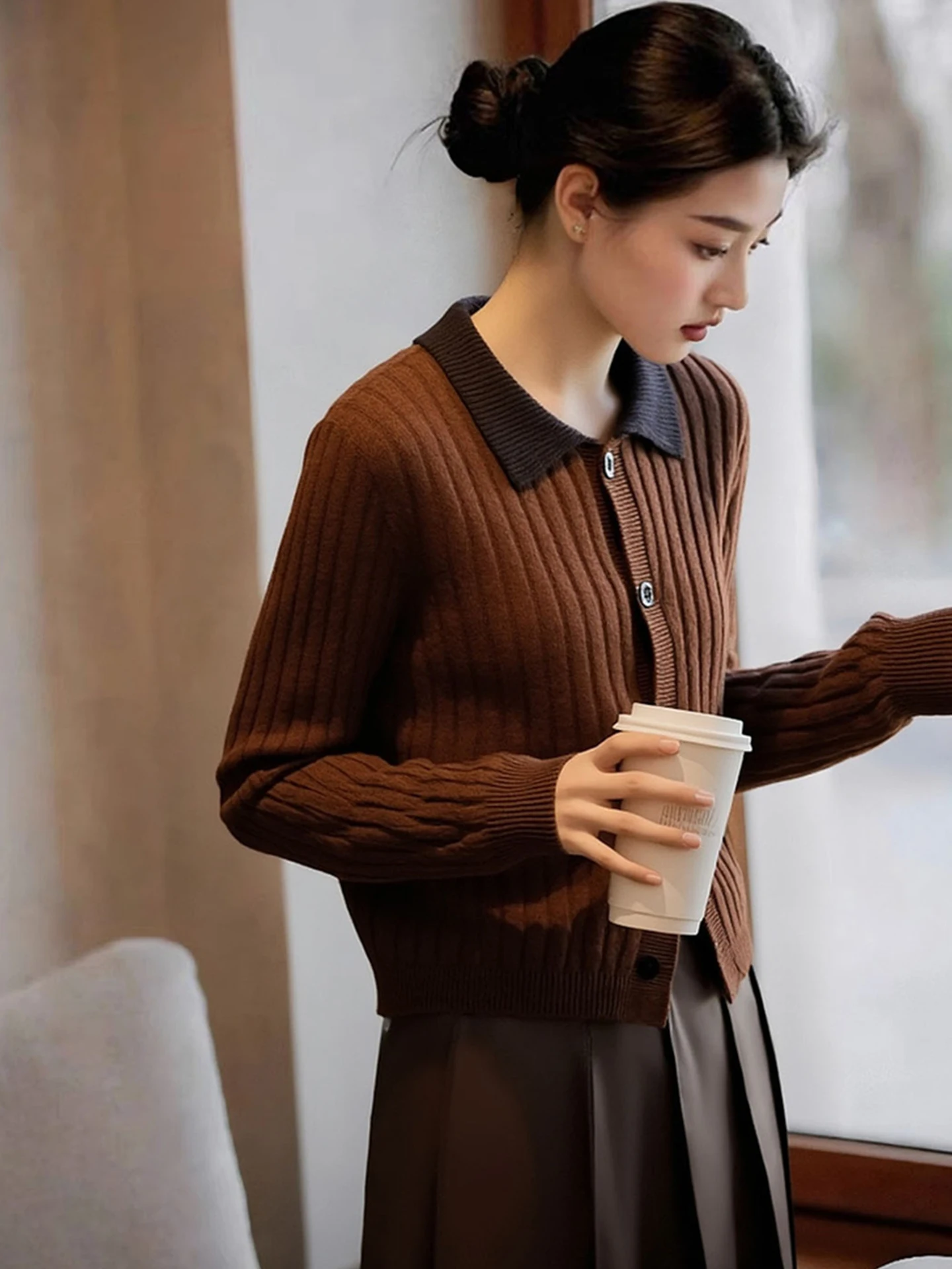 

Ретро-свитер с длинными рукавами, стильная базовая кофта в непринужденном стиле, модная повседневная модель для зимы, новинка, женская вязаная одежда