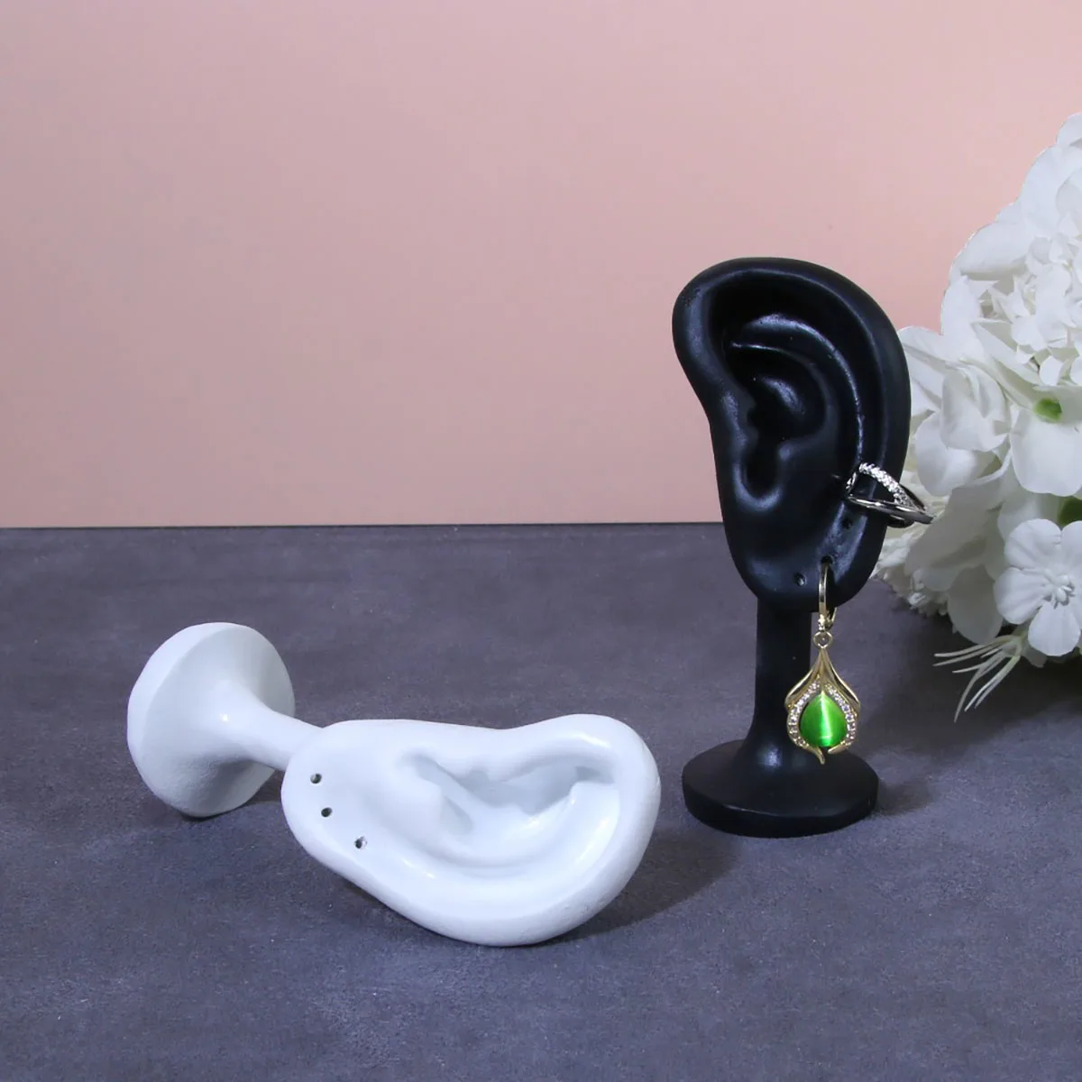 1 Pcs Ear Model Earrings Display Live Broadcast Earring Prop Display Stand Special for Displaying Earrings in Jewelry Stores ﻿