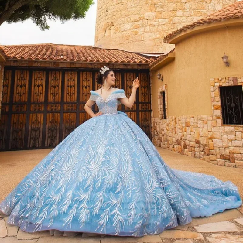 Рисунок 2 - Блестящее платье Quinceanera цвета