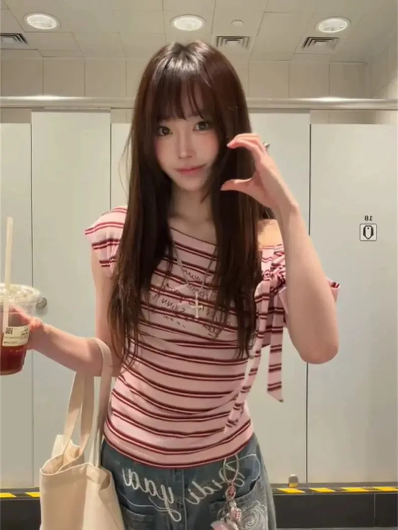 Gagarich Korean Dopamine Pink Striped Letter Slanted Shoulder Short Sleeved T-shirt Women Summer Slim Fit Versatile Top Chic