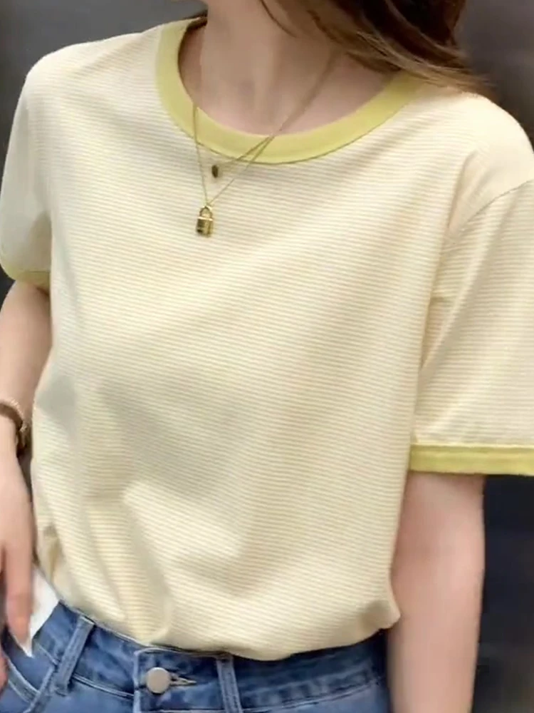 

Летняя женская футболка 2025 с круглым вырезом и коротким рукавом, в полоску, с цветовыми блоками, приталенного кроя, повседневная, удобная, в корейском стиле