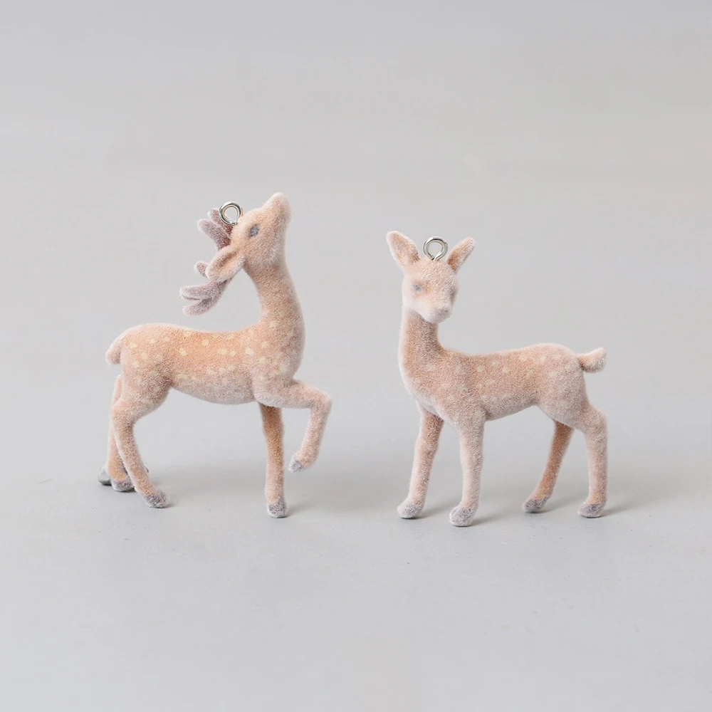 4Pcs Kawaii Flocking 3D Sika Deer Resin Charms Christmas Elk Crafts Pendants for Keychains DIY Jewelry Making Access