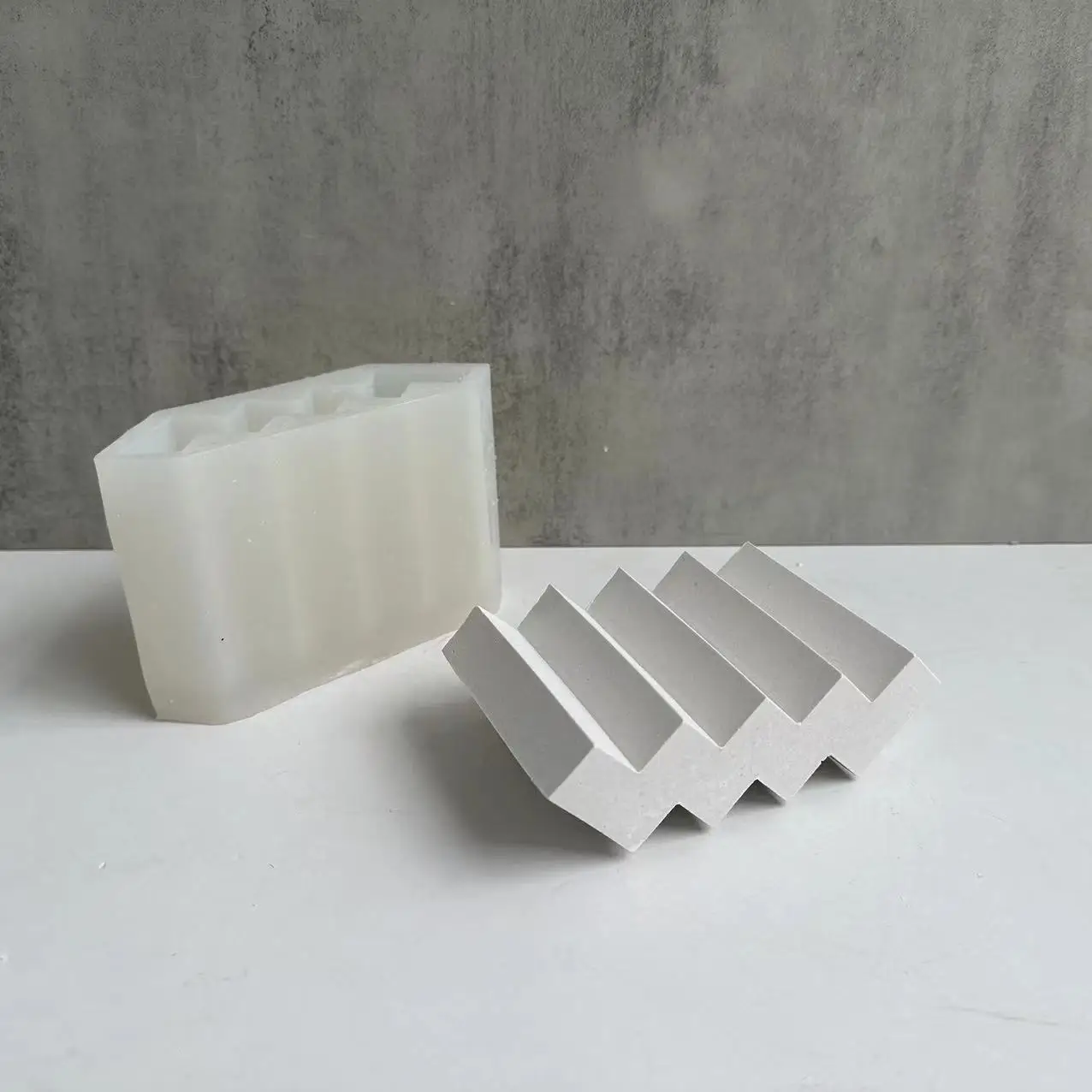 

W Wave Scented Candle Mould Soap Holder Tray Plaster Mould Toothbrush Holder Handmade Mold