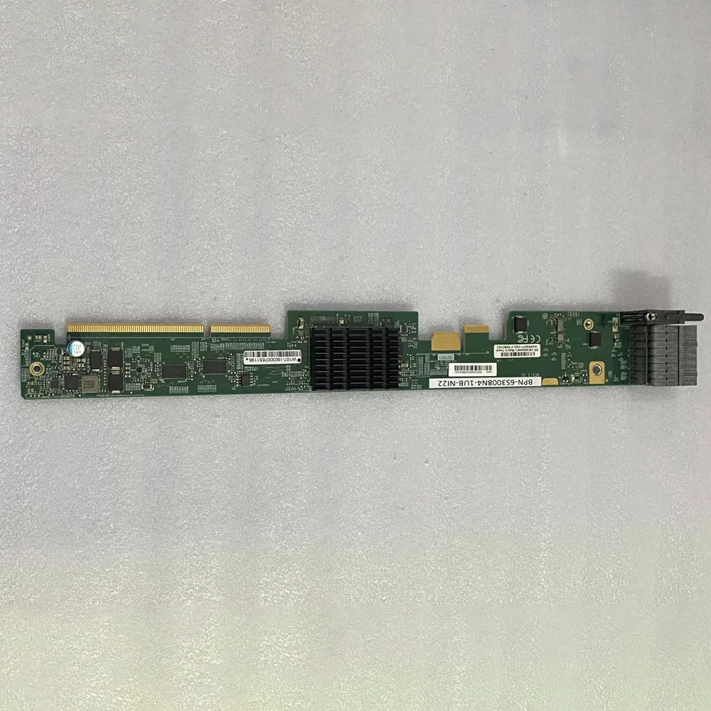 The BPN-6S3008N4-1UB-NI2 Power Supply Array Card BPN-6S3008N4-1UB