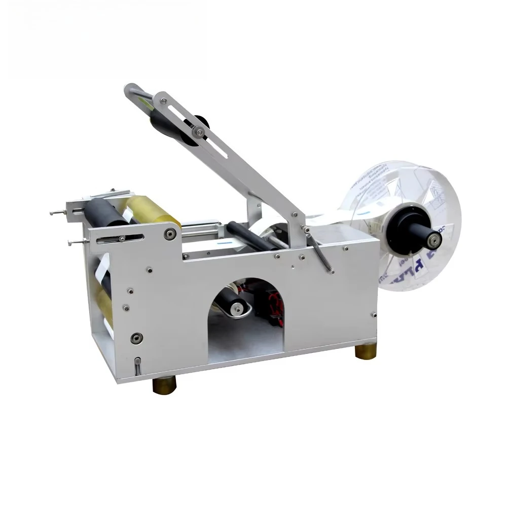 

Заводская цена Полуавтоматическая этикетировочная машина для пластиковых круглых бутылок и ручная этикетировочная машина