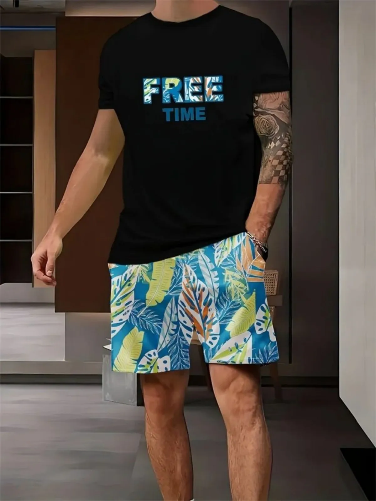 

New 2025 men's breathable round neck T-shirt shorts set with letter cartoon print pattern outdoor beach travel casual top
