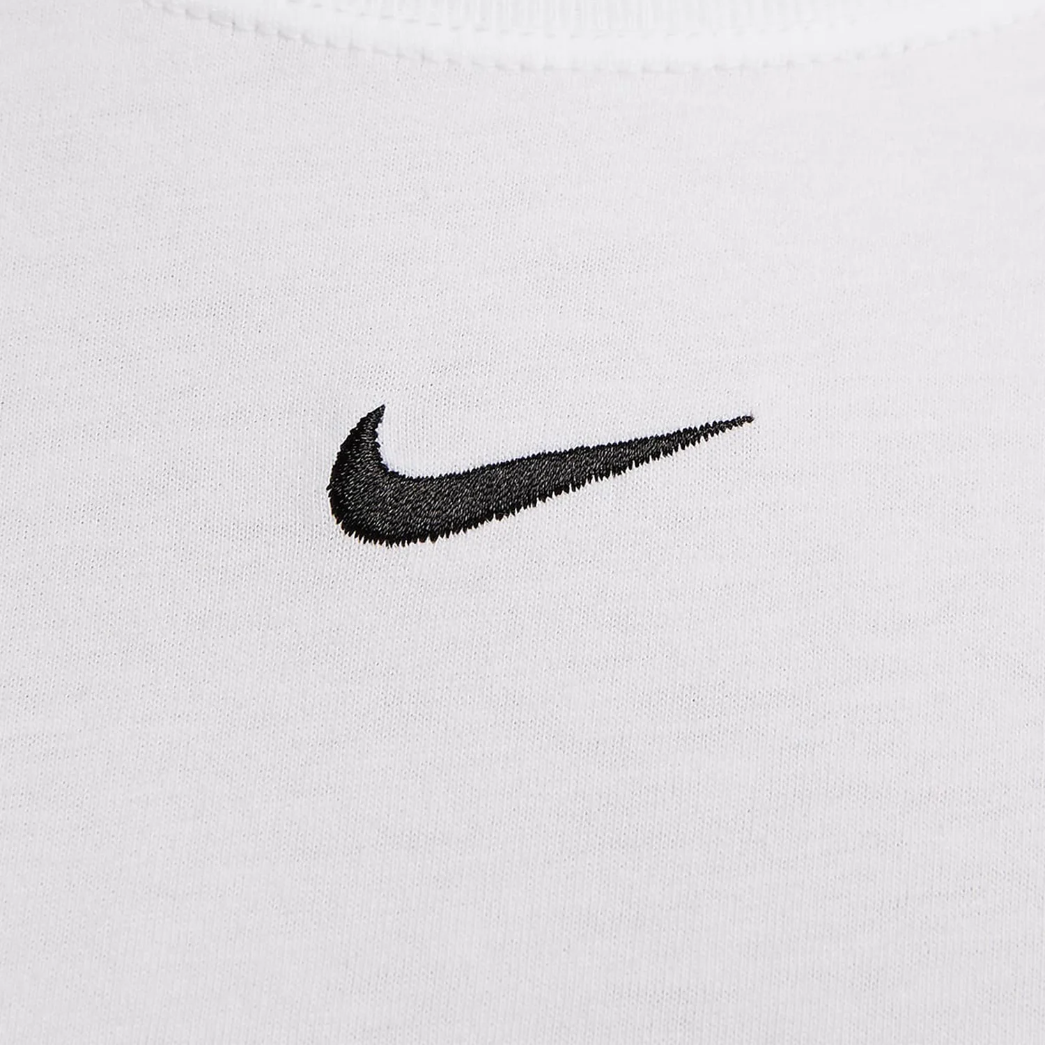 ملابس رياضية أصلية من Nike للسيدات كاجوال بأكمام قصيرة FD4150-100