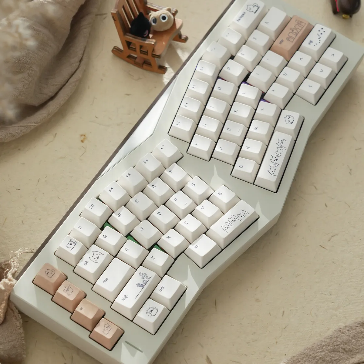 URE Sand Cat Keycaps Cherry Profile PBT Keycaps Beige White Key Caps For MX Mechanical Keyboard Anne GH60 GK64