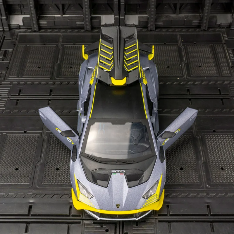 

CCA 1:24 Lamborghini STO alloy car model ornament collection supercar sound and light toys, rich details, fine workmanship