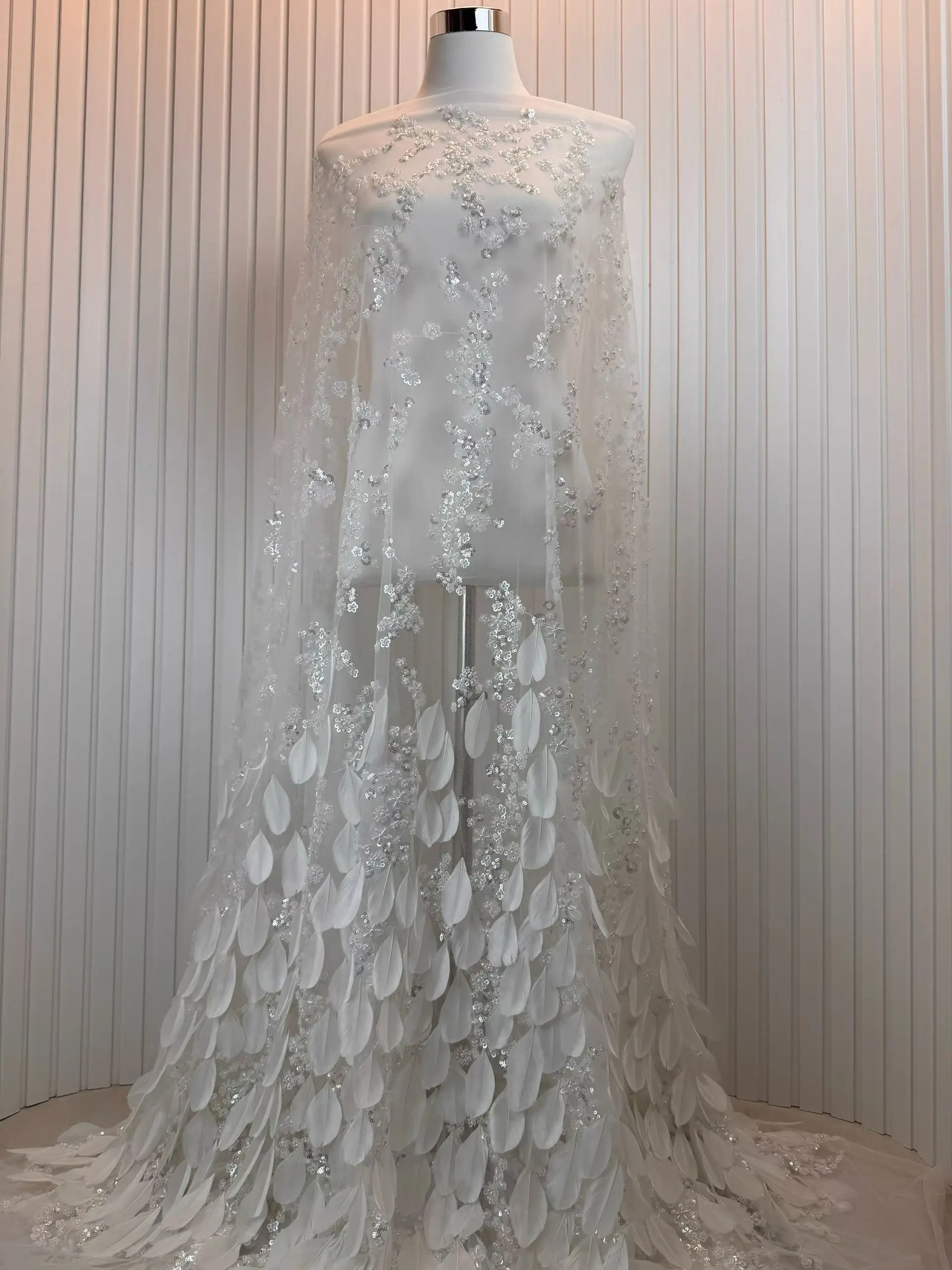 

Luxury 3D Feather African Beads Lace Fabric Nigerian Latest High Quality Lace Fabric With Sequins Tulle Sewing Embroidery Dress