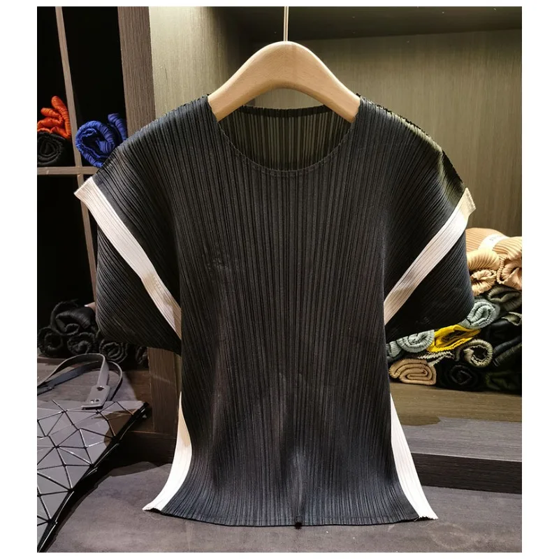 Miyake Pleated T-Shirt 2026 Summer New Casual Simple Elegant Short-Sleeve Women's Lightweight Stretchy Draped Comfortable Top