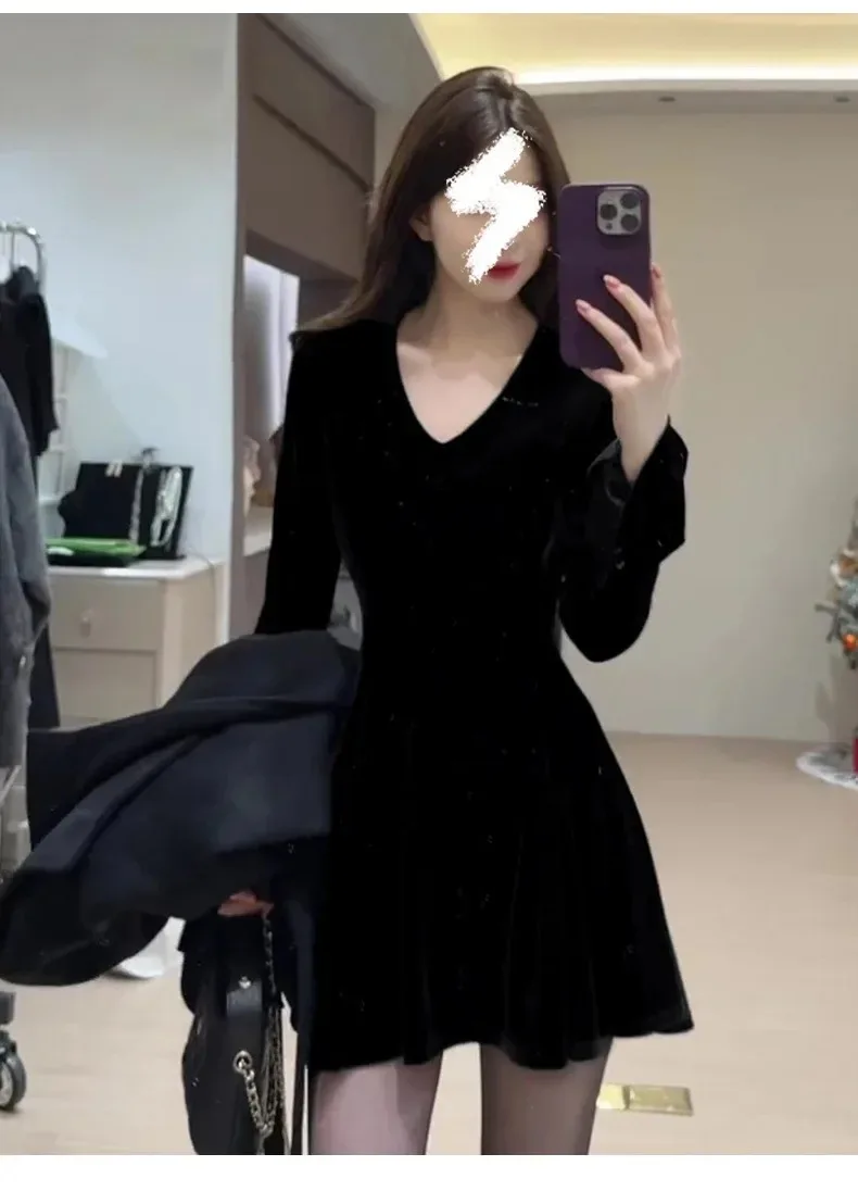 French Style V-neck A-Line Mini Dress Long Sleeve Knitted Slimming Women's Clothing Soft Sexy Vibe Waist-Defining Autumn Winter