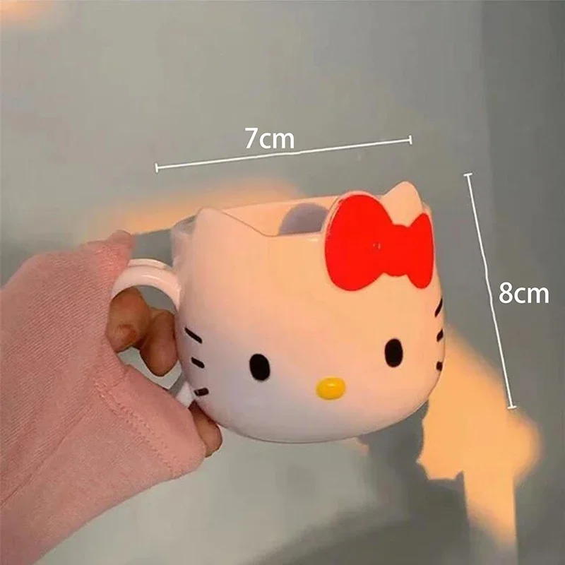 Kawaii sanrio anime copo de água bonito olá kitty café da manhã copo de leite doce dos desenhos animados moda versátil caneca de plástico presentes para a menina